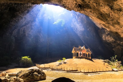 Phraya-Nahon-Cave-Thailand-e1433249170553